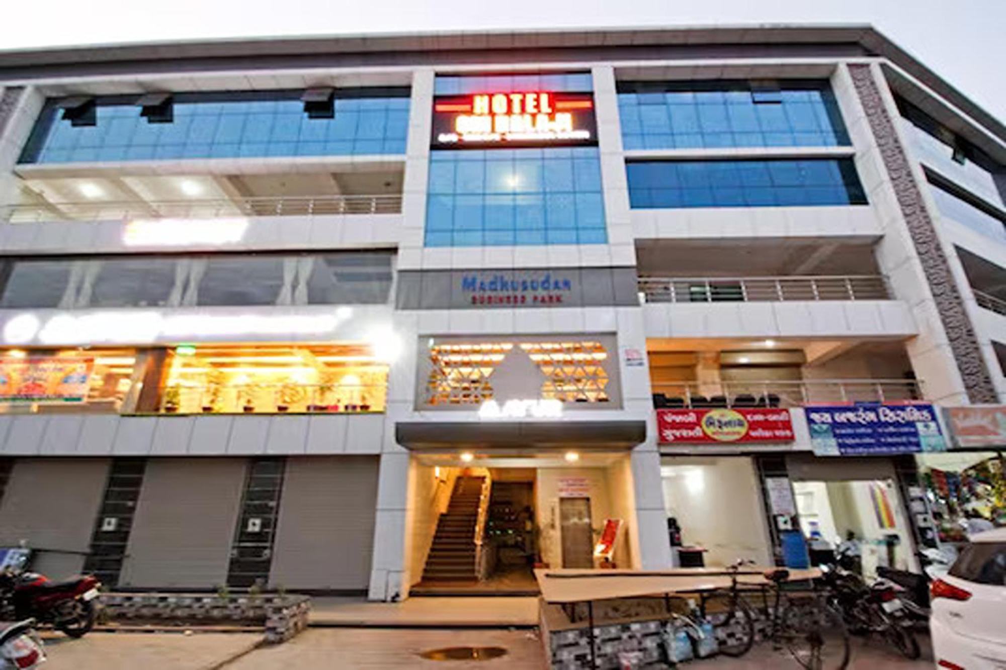 Hotel Om Balaji Ahmedabad Exterior photo